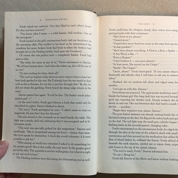 📚2/$6  The Host #1 in Series - Picture 9 of 12